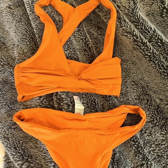 L space Bikini Orange - Picture 3 of 4